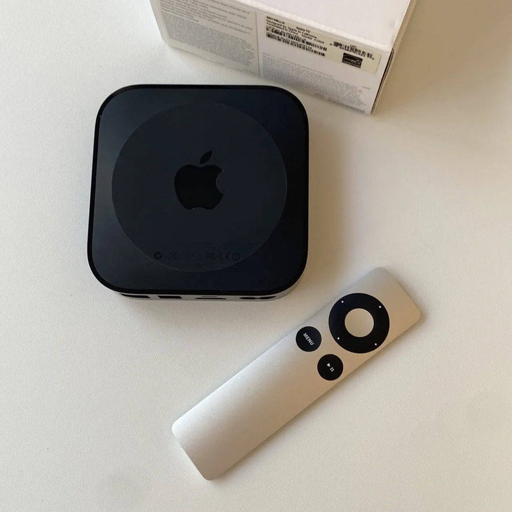 Apple TV streaming device with Remote